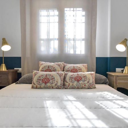 New! Retro Apartment In Central Neighbourhood Sevilla Eksteriør billede